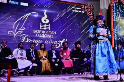 В Монголии прошел фестиваль поэзии «Болор Цом»