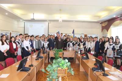 Встреча учащихся с главой района.   с. Кабанск