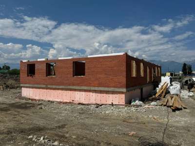 В Тунке ведется строительство домов для медиков